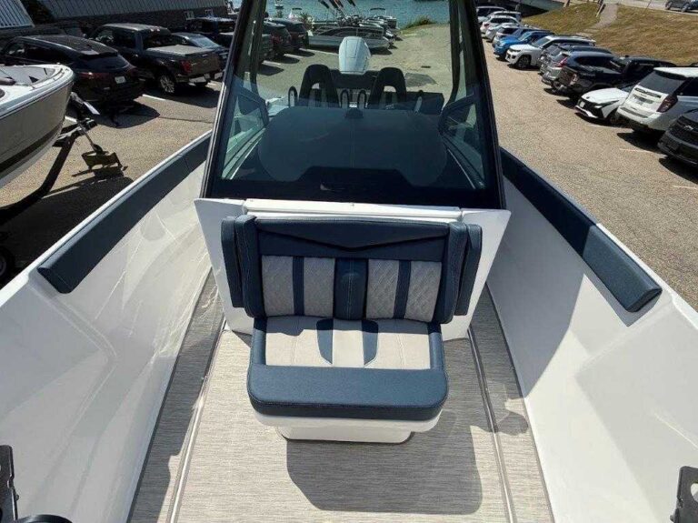 2026 Monterey Elite 27 - Mercury 400 V10!! US-RGFEB182F526 [photo 13]